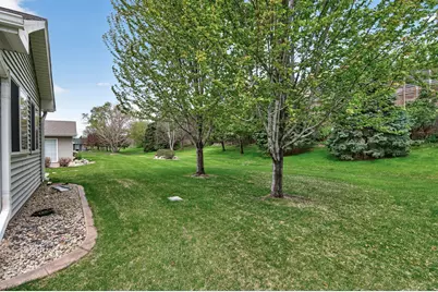 3816 93rd Avenue N, Brooklyn Park, MN 55443 - Photo 35