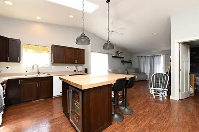 4254 39 1/2 Avenue S, Fargo, ND 58104 - Photo 5