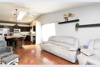 4254 39 1/2 Avenue S, Fargo, ND 58104 - Photo 9