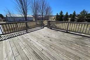 105 Park View Dr, Vergas, MN 56587 - Photo 23