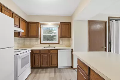 6333 Alderwood Circle #B, Woodbury, MN 55125 - Photo 11