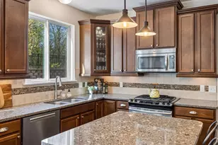 11763 Harvest Path, Woodbury, MN 55129 - Photo 5