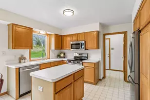3019 Copper Oaks Alcove, Woodbury, MN 55125 - Photo 3