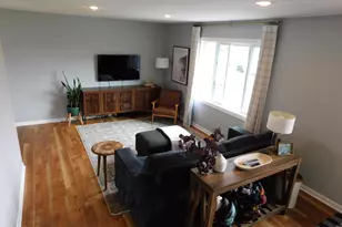 578 Guthrie Ave N, Oakdale, MN 55128 - Photo 5