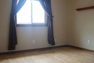 2180 N English St, Maplewood, MN 55109 - Photo 17