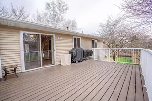 608 27th Ave SW, Willmar, MN 56201 - Photo 5