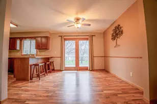 608 27th Ave SW, Willmar, MN 56201 - Photo 3