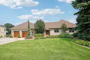 7998 Ithaca Ln N, Maple Grove, MN 55311 - Photo 11