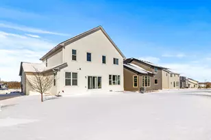 2087 Brookview St, Shakopee, MN 55379 - Photo 37