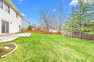 2581 Henslow Ave N, Oakdale, MN 55128 - Photo 27