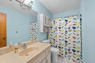 2581 Henslow Ave N, Oakdale, MN 55128 - Photo 13