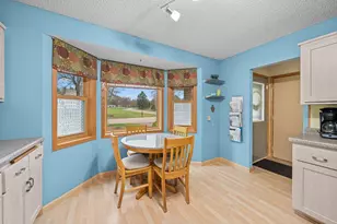 2581 Henslow Ave N, Oakdale, MN 55128 - Photo 5