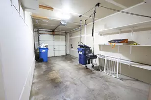 1727 Riverwood Dr, Burnsville, MN 55337 - Photo 11