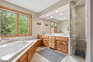 2579 Parkview Ct, White Bear Lake, MN 55110 - Photo 11