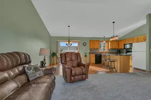 1816 Tyler Path, Saint Cloud, MN 56301 - Photo 5