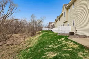 3200 Juniper Cir, Woodbury, MN 55125 - Photo 41