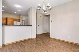3200 Juniper Cir, Woodbury, MN 55125 - Photo 33