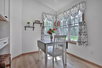 180 Wedgewood Drive, Mahtomedi, MN 55115 - Photo 13