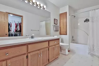 180 Wedgewood Drive, Mahtomedi, MN 55115 - Photo 21