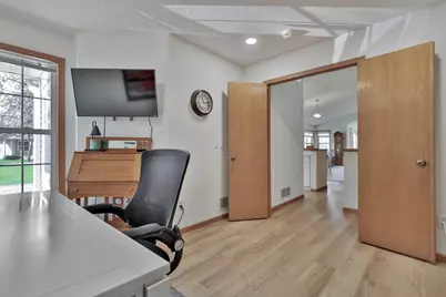 180 Wedgewood Drive, Mahtomedi, MN 55115 - Photo 15
