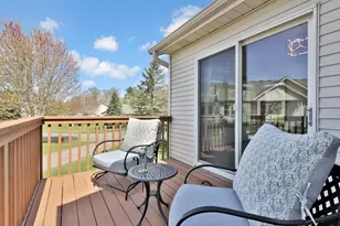 180 Wedgewood Dr, Mahtomedi, MN 55115 - Photo 29