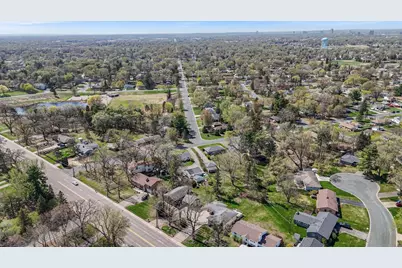 1436 E Old Shakopee Road, Bloomington, MN 55425 - Photo 33