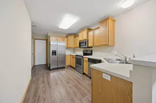 6414 Lakota Tr, Lino Lakes, MN 55014 - Photo 9
