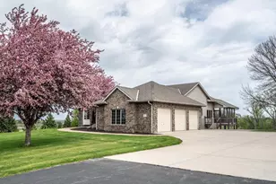 25900 Highview Ave, Farmington, MN 55024 - Photo 9