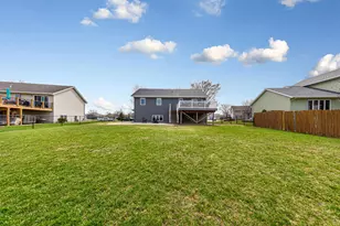 228 Inverness Dr, Mankato, MN 56001 - Photo 7