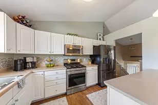 228 Inverness Dr, Mankato, MN 56001 - Photo 15