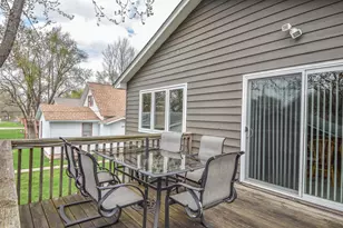 811 Broadway Ave S, Sauk Rapids, MN 56379 - Photo 13