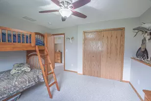 811 Broadway Ave S, Sauk Rapids, MN 56379 - Photo 23