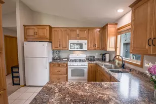 811 Broadway Ave S, Sauk Rapids, MN 56379 - Photo 5