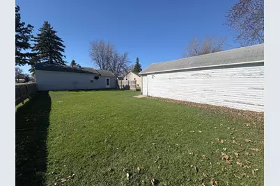1008 7th Avenue N, Wahpeton,  58075 - Photo 13