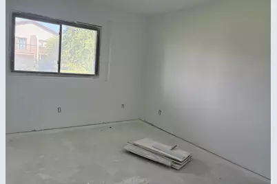 3826 Goodwin Avenue N, Oakdale, MN 55128 - Photo 11