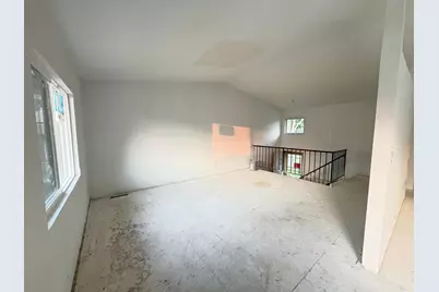 3826 Goodwin Avenue N, Oakdale, MN 55128 - Photo 5