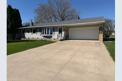 2124 Kenneth Drive, Albert Lea, MN 56007 - Photo 1