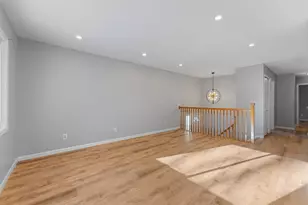 12318 Oak Leaf Ct, Burnsville, MN 55337 - Photo 5