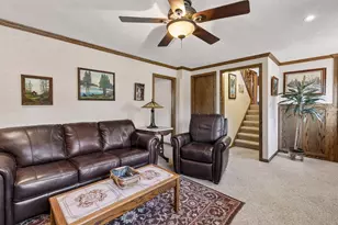 1735 Hickory Hill Dr, Eagan, MN 55122 - Photo 25