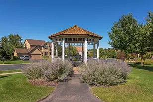 1997 Topaz Dr, Chanhassen, MN 55317 - Photo 37