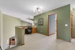1997 Topaz Dr, Chanhassen, MN 55317 - Photo 15