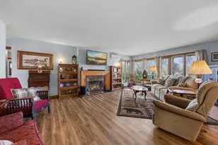 136 N Park Ln, Le Sueur, MN 56058 - Photo 9