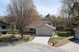 13027 Vernon Ave, Savage, MN 55378 - Photo 23