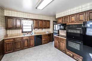 3101 W 88th St, Bloomington, MN 55431 - Photo 13