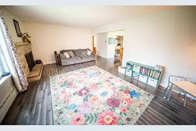 301 5th Ave NW, Dodge Center, MN 55927 - Photo 5