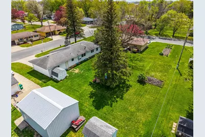 301 5th Ave NW, Dodge Center, MN 55927 - Photo 39