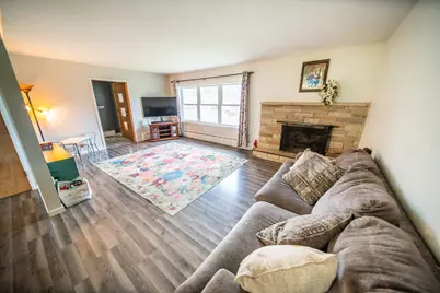 301 5th Ave NW, Dodge Center, MN 55927 - Photo 3