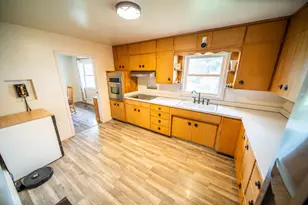 301 5th Ave NW, Dodge Center, MN 55927 - Photo 11