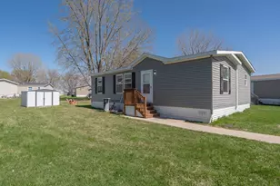 923 Hamlet Cir, Lakeville, MN 55044 - Photo 1