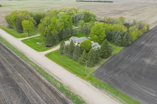 20380 400th St, Le Center, MN 56057 - Photo 9